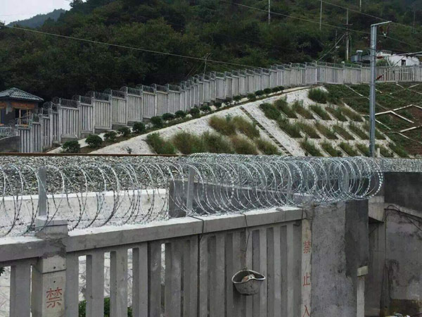 监狱钢网墙